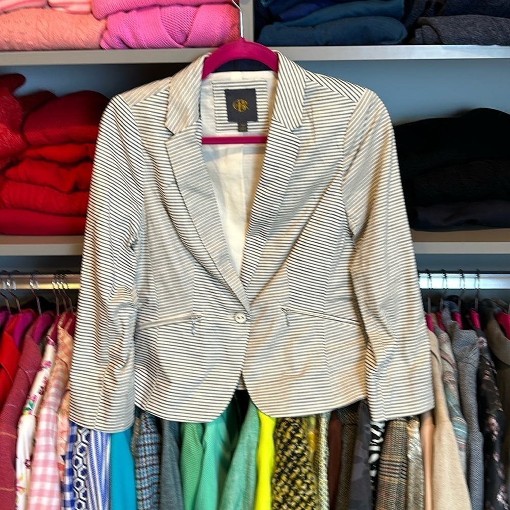Banana Republic cream and blue striped blazer size XS